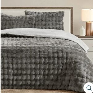 FRYE 3-piece Faux Fur Comforter Set, New,  KING